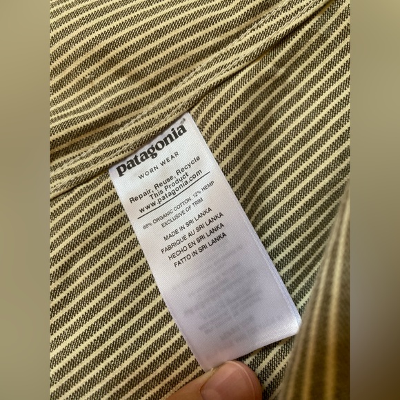 Patagonia W’s Farrier shirt small NWOT - Picture 2 of 6